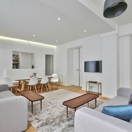 69 - Authentic Parisian Home Экстерьер фото