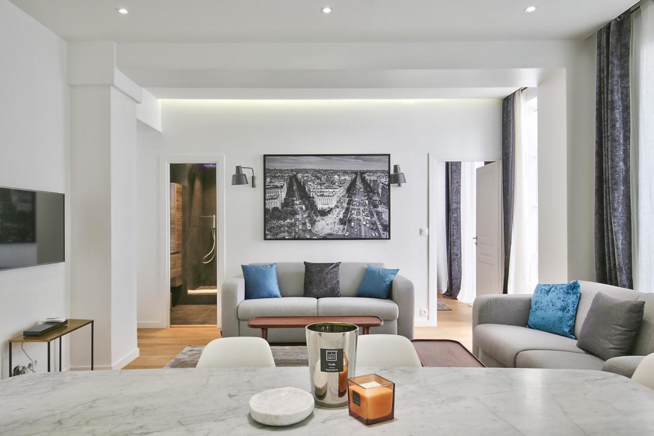 69 - Authentic Parisian Home Экстерьер фото