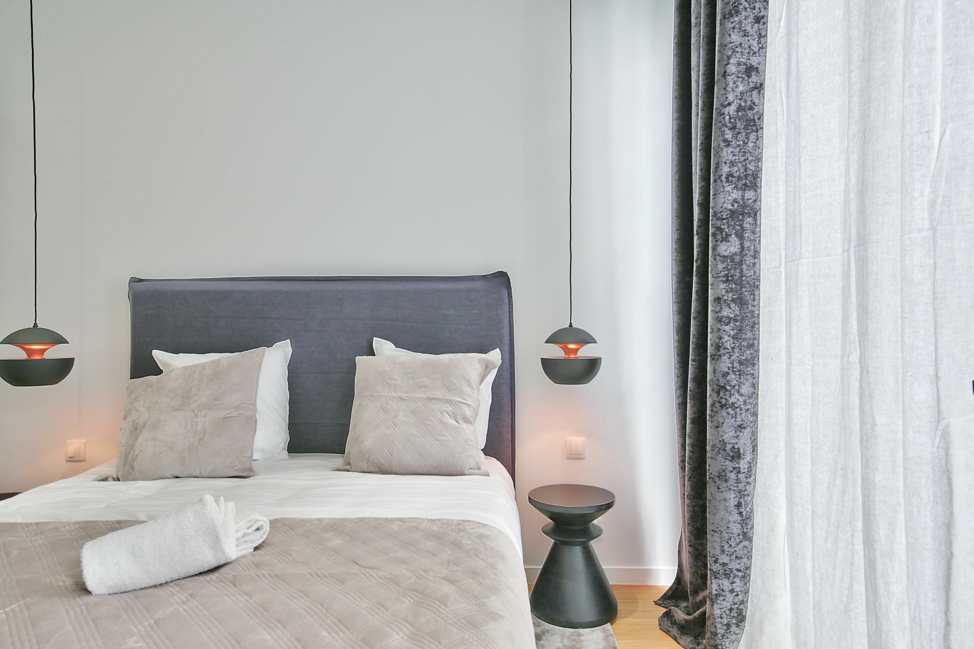 69 - Authentic Parisian Home Экстерьер фото