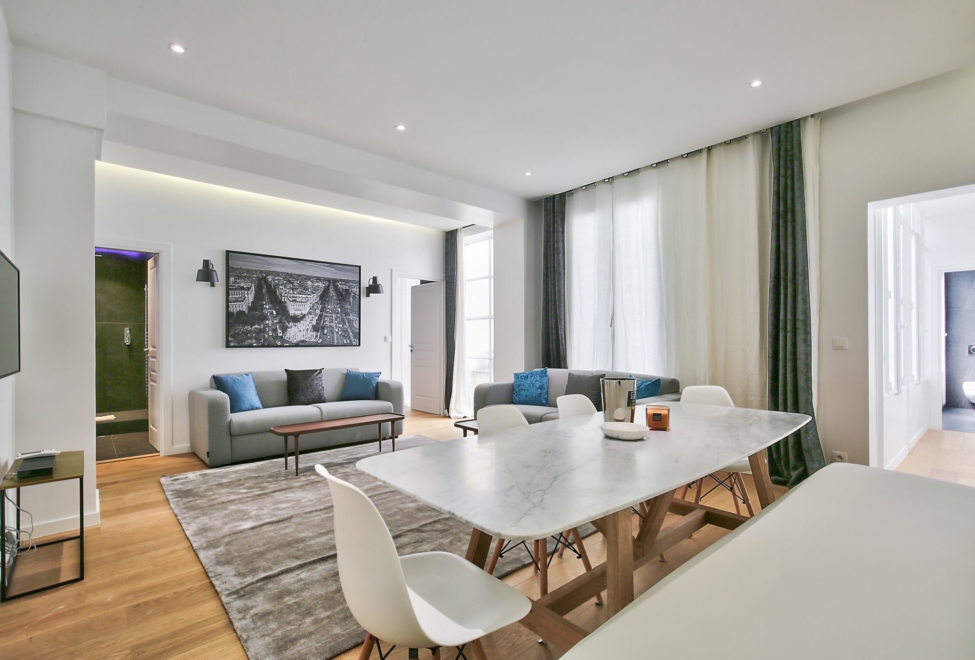 69 - Authentic Parisian Home Экстерьер фото